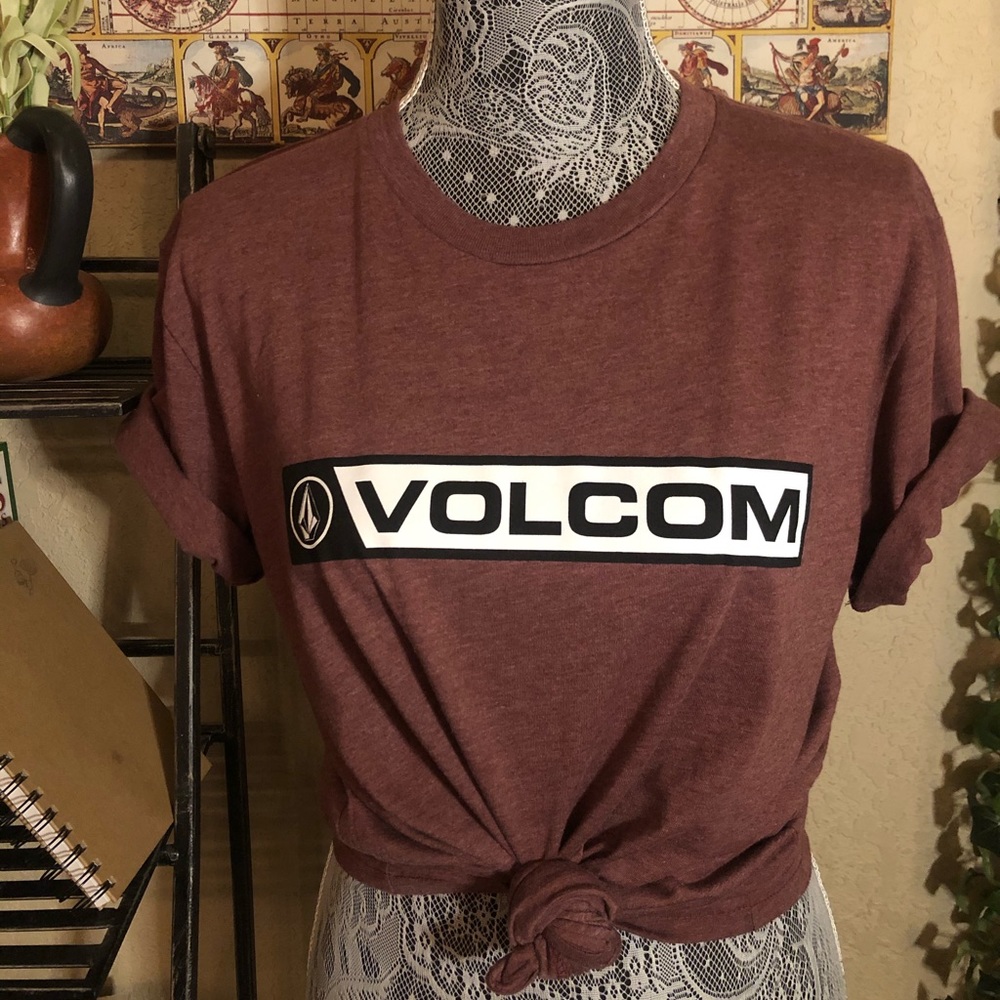 Volcom tshirt